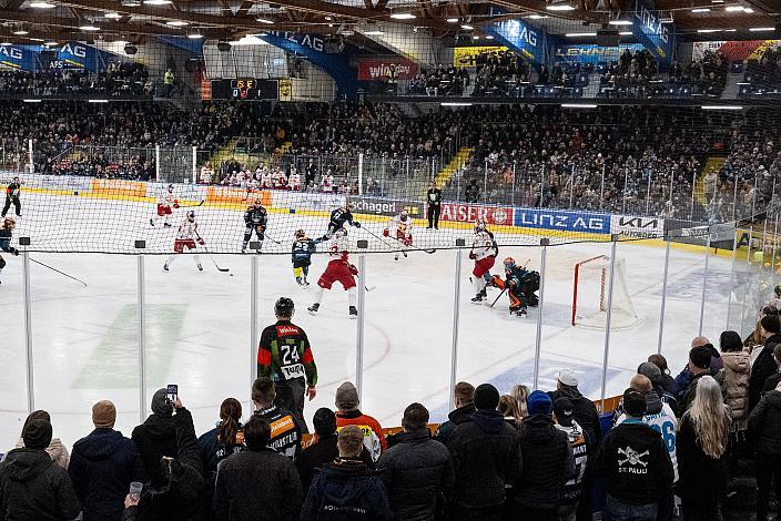 Steinbach Black Wings Linz vs EC Red Bull Salzburg, Linz AG Eisarena 