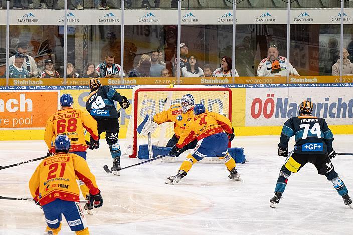 Graham Knott (Steinbach Black Wings Linz) erzielt das Tor zum 1 zu 0 Steinbach Black Wings Linz vs Migross Supermercati Asiago Hockey 1935, Linz AG Eisarena, pre season