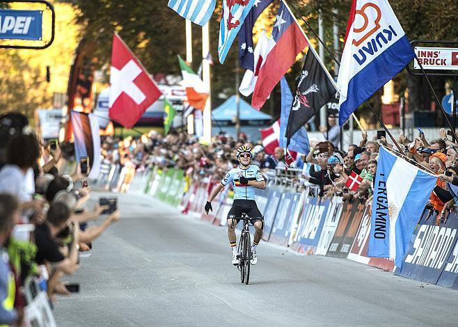 Remco Evenepoel (BEL, 1. Platz, Goldmedaille)Strassenrennen, Junioren