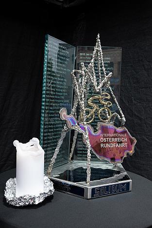 Der Pokal zur 73. Tour of Austria, ME 2.1 5 Etappe  Kufstein, Patscherkofel Kondulenzfahrt