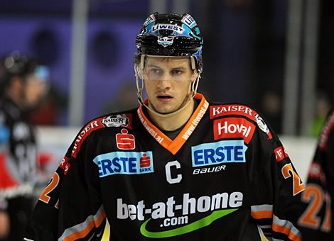 Philipp Lukas, Liwest Black Wings Linz