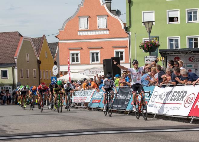   Filippo Fortin (ITA, Tirol Cycling Team) gewinnt in Obernberg