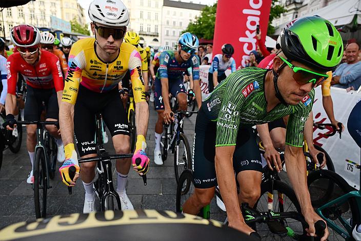 Philipp Hofbauer (AUT, Team Vorarlberg), Riccardo Zoidl (AUT, Hrinkow Advarics), Start zur 1. Etappe Linz Hauptplatz - Pöstlingberg, Oberösterreich Rundfahrt
