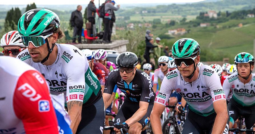 Daniel Oss (ITA, Bora - Hansgrohe), Max Kanter (GER, Team DSM), Felix Grossschartner (AUT, Bora - Hansgrohe), Matteo Fabbro (ITA, Bora Hans Grohe)Stage 15 Grado - Gorizia (147km), 104. Giro d Italia, UCI Worl Tour