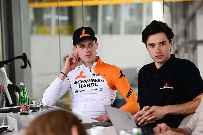 v.l. Gregor Stadlbauer (AUT, Schwingshandl Intralogistics), Sport Manager Ludwig Hehenberger (AUT, Schwingshandl Intralogistics), Pressekonferenz Team Schwingshandl Intralogistics, UCI Continental Team