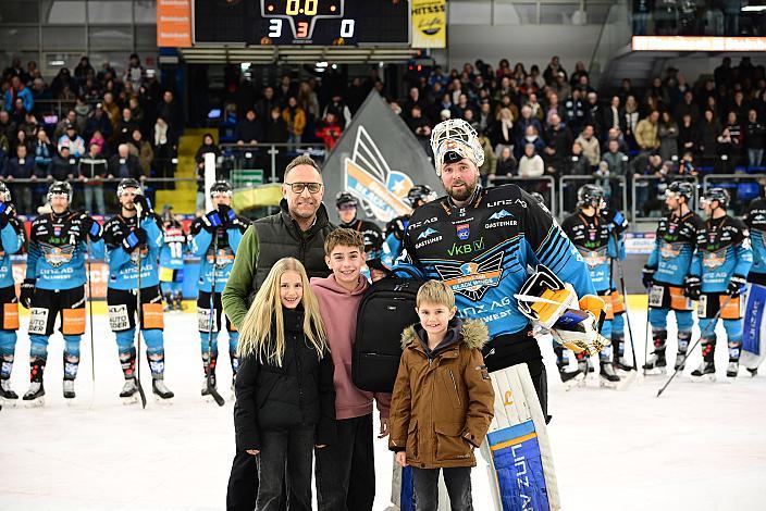 Spieler des Abends Tormann Rasmus Tirronen (Steinbach Black Wings Linz) 36. Runde ICE, Steinbach Black Wings Linz vs EC iDM Wärmepumpen VSV), Linz AG Eisarena 