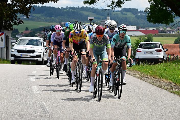 die Ausreisser mit Viktor Soenens (BEL, Soudal - Quickstep Devo Team), Richard Riska (SVK, Hrinkow Advarics), Emanuel Zangerle (AUT, Team Vorarlberg), Milan Kadlec (CZE, Team Elkov Crypto4me), Otto van Zanden (NED, Azerion  - Villa Valkenburg) 4. Etappe Aigen - Schlägl - Aigen - Schlägl, Oberösterreich Rundfahrt