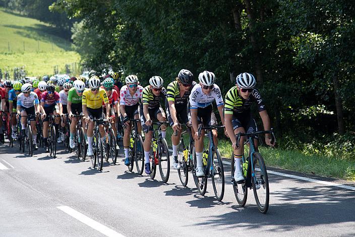 Der Gesamtsieger im Gelben Trikot Frank Aron Ragilo (EST, Cannibal Team) und das Team Cannibal, Bad Wimsbach - Strass im Attergau, Int. "Keine Sorgen" Junioren Rundfahrt UCI Kat. 2.1 MJ