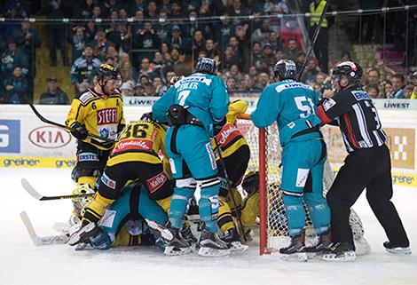 Spannend bis zum Schluss  EHC Liwest Black Wings Linz vs Vienna Capitals