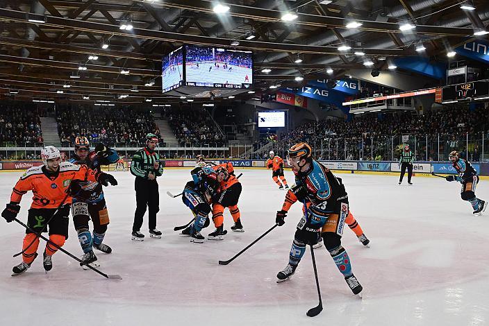 Patrick Söllinger (Steinbach Black Wings Linz), Lukas Haudum (Moser Medical Graz 99ers), Greg Moro (Steinbach Black Wings Linz) Win2Day ICE Hockey League,  5. Viertelfinale, Steinbach Black Wings Linz vs Moser Medical Graz 99ers,  Linz AG Eisarena 