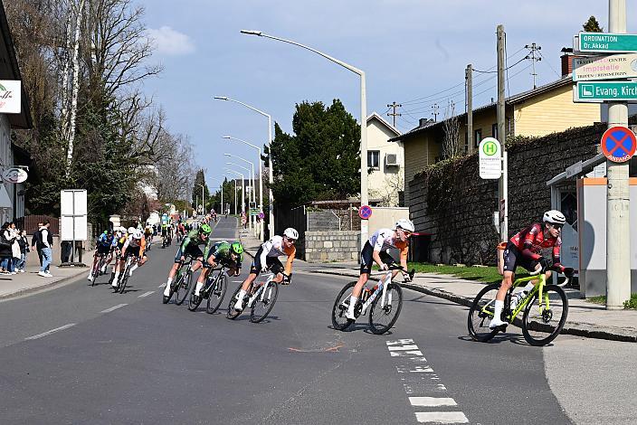 v.l.  65. Rad Saison Eroeffnungsrennen Leonding