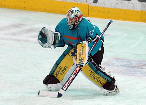 #32 Alex Westlund, Tormann, EHC Liwest Black Wings Linz 