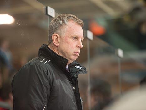 Trainer Robert Daum, Linz EHC Liwest Black Wings Linz vs HCB Suedtirol, 7. Viertelfinale