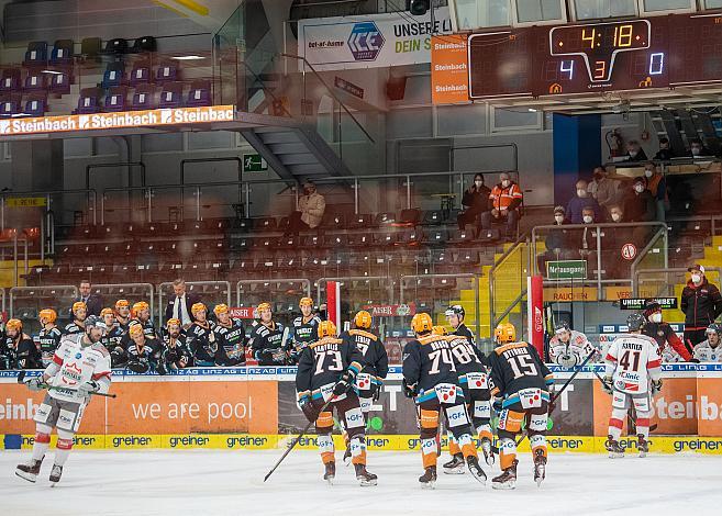 Linz feiert den Heimsieg, Steinbach Black Wings 1992 vs iClinic Bratislava Capitals, Qualifikationsrunfe Eishockey, Bet at Home ICE Hockey League