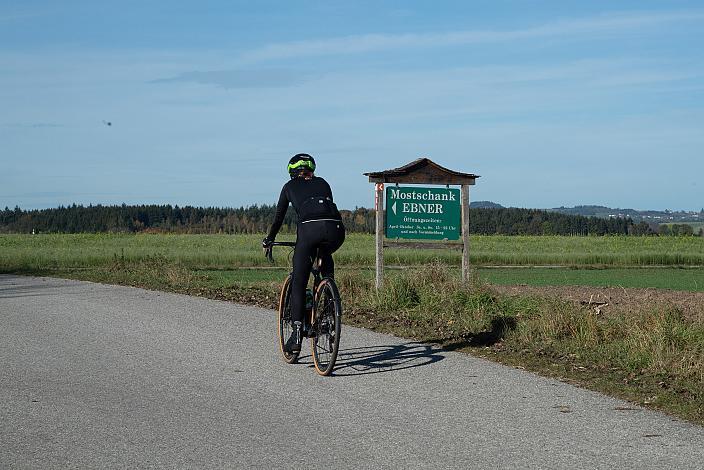 Radtour im Traunviertel, Naturpark Obsthügelland, Kirschblüten Radklassik, Oberösterreich