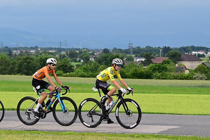 Im Gelben Trikot der Kids Tour Georg Wartlsteiner (AUT, LRV Tirol / OOE), Alexander Walcher (AUT, LRV Steiermark), Rad 2 Etappe Sportland NOE Kids Tour