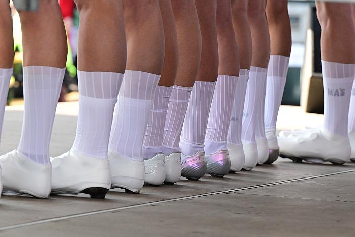 Die Beine des Tirol Woman Cycling Team,.  65. Rad Saison Eroeffnungsrennen Leonding