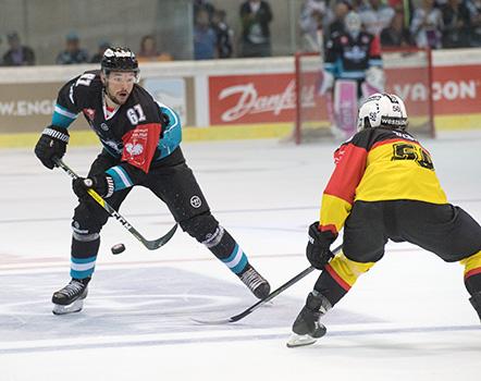 forward Patrick Spannring #61 of Black Wings Linz  und defenseman Eric Blum #58 of SC BernEHC Liwest Black Wings Linz vs SC Bern