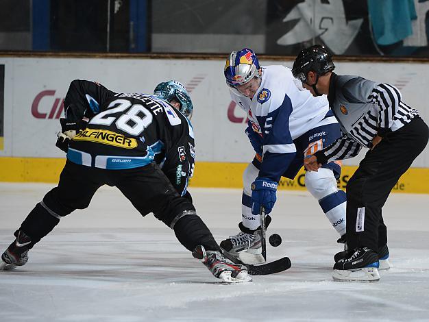 Mike Ouellettte EHC Liwest Black Wings Linzund Christian Wichert  EHC Red Bull Muenchen