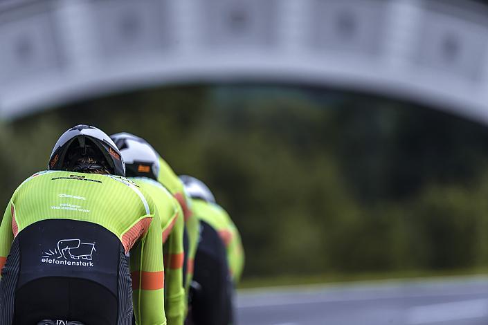 Team Hrinkow Advarics Cycleang 
