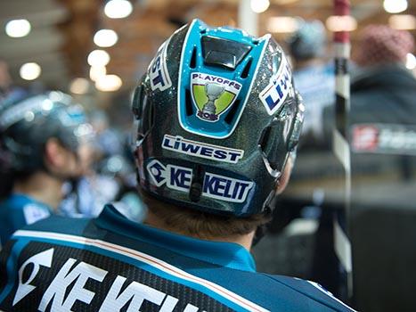 Helm EHC Liwest Black Wings Linz vs HCB Suedtirol, 7. Viertelfinale