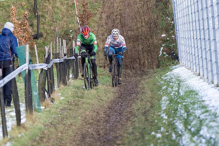 Daniel Federspiel (AUT, Team Felbermayr Simplon Wels), hinter Sieger Fabian Eder (GER, Heizomat Radteam), Radquerfeldein GP um das Sportzentrum Gunskirchen, Rad Cyclo Cross,
