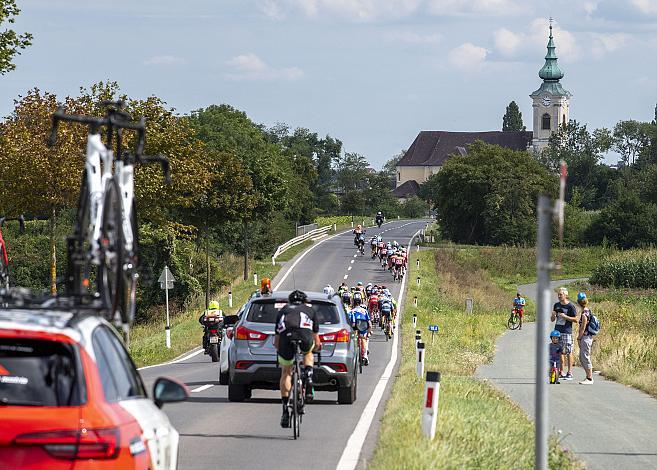 Windkante inziniert von Sebastian Schönberger (AUT, BB HOTELS - VITAL CONCEPT), Michael Gogl (AUT, NTT Pro Cycling), ÖSTM Strasse Mattersburg, Österreichische Staatsmeisterschaft U23, Elite Damen und Herren