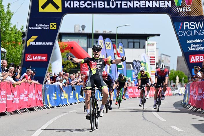 Sieger Lukas Kubis (SVK, Elkov Kasper),Herren Elite, U23, Road Cycling League Austria, 62. Raika Kirschbluetenrennen, Wels, Oberösterreich