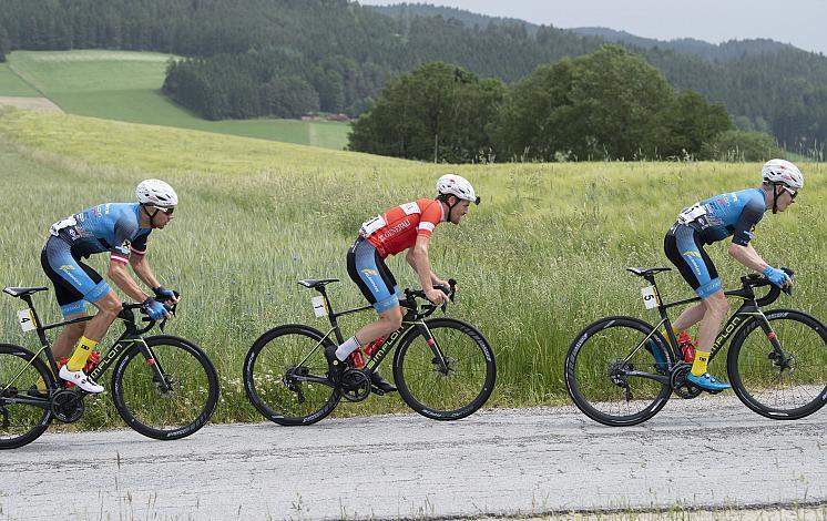 v.l. Matthias Krizek (AUT, Team Felbermayr Simplon Wels), Stephan Rabitsch (AUT, Team Felbermayr Simplon Wels), Daniel Lehner (AUT, Team Felbermayr Simplon Wels) 2. Etappe Eferding - Oberneukirchen, Radsport 10. Int. OOE Rundfahrt  