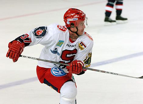 # 37 Petri Liimatainen, Verteidiger, Soedertaelje SK, SWE