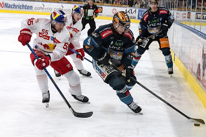 Lukas Schreier (EC Red Bull Salzburg), Emilio Romig (Steinbach Black Wings Linz) Steinbach Black Wings Linz vs EC Red Bull Salzburg, Linz AG Eisarena 